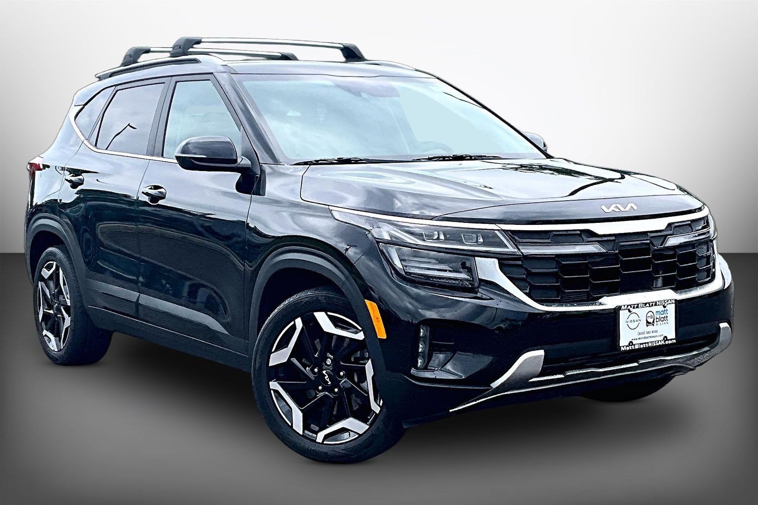 Used 2024 Kia Seltos SX w/ SX Sunroof Package AWD/4WD image 10