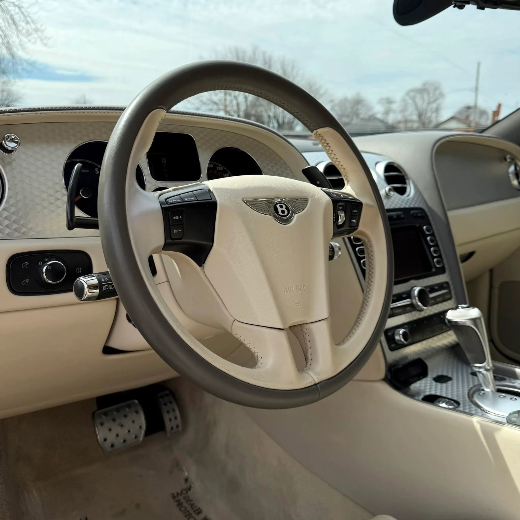 Used 2010 Bentley Continental GT image 6