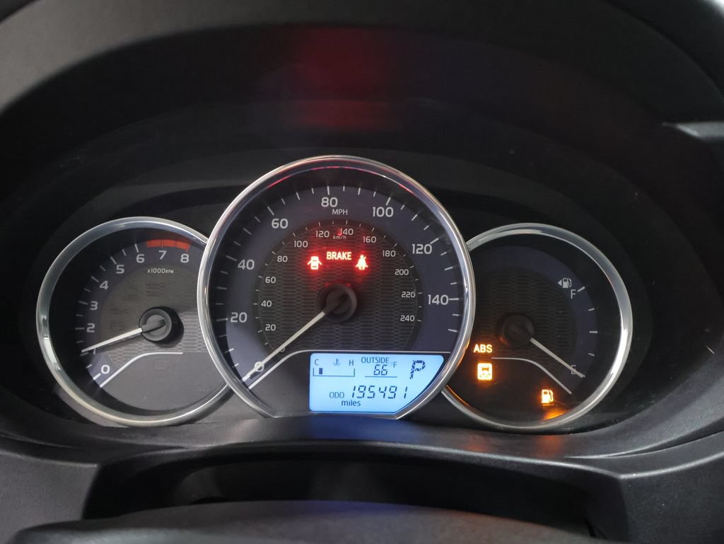 Used 2014 Toyota Corolla LE FWD image 36