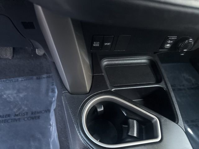 Used 2018 Toyota RAV4 LE image 23