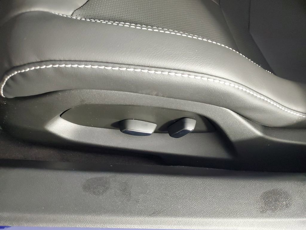 New 2026 Chevrolet Corvette Stingray Coupe w/ 1LT image 31