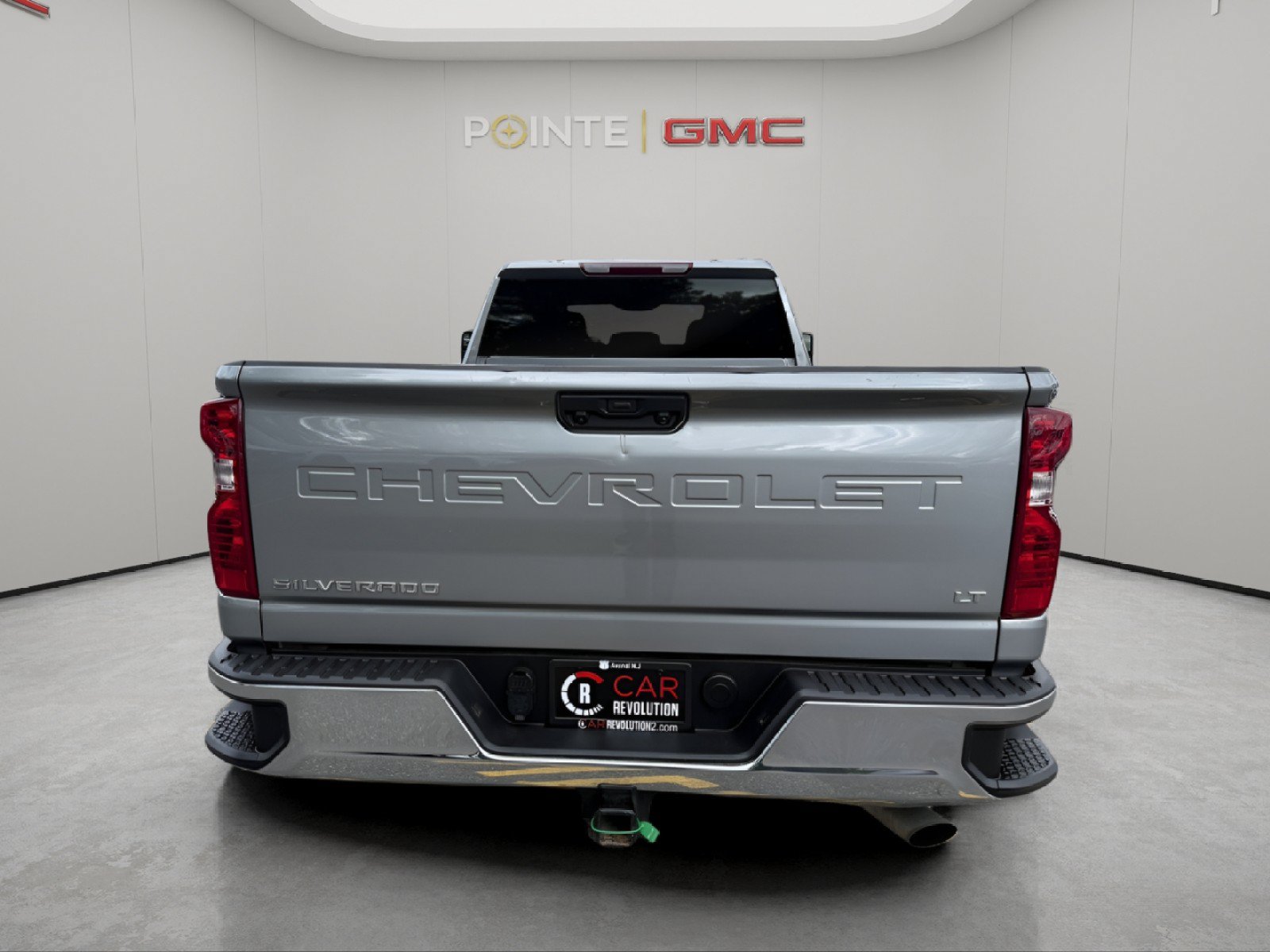 Used 2025 Chevrolet Silverado 2500 LT w/ Convenience Package AWD/4WD image 5