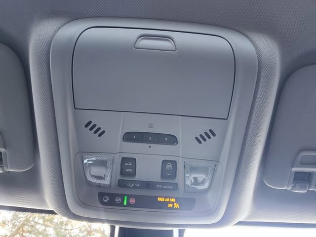 Certified 2024 Chevrolet Blazer LT w/ LPO, Black Grille Bar Package image 34