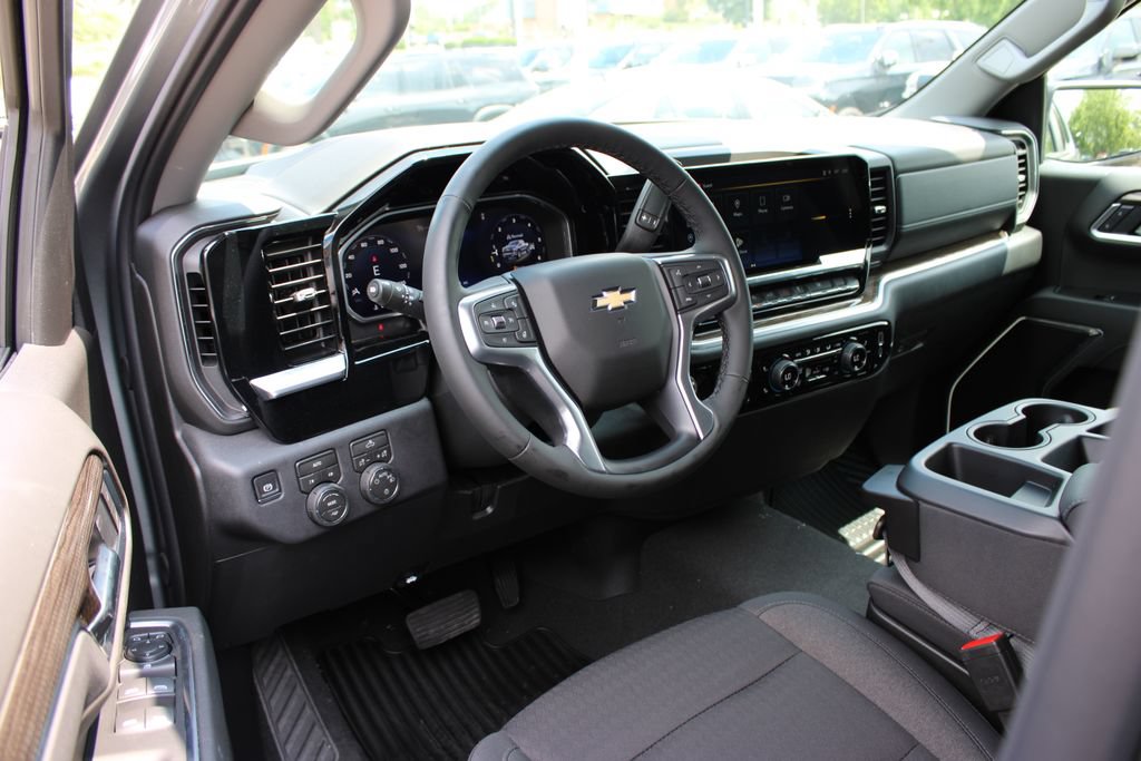 New 2026 Chevrolet Silverado 1500 LT AWD/4WD image 16