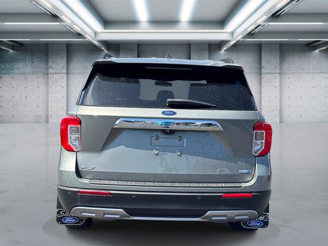 Used 2020 Ford Explorer XLT w/ Equipment Group 202A AWD/4WD image 25