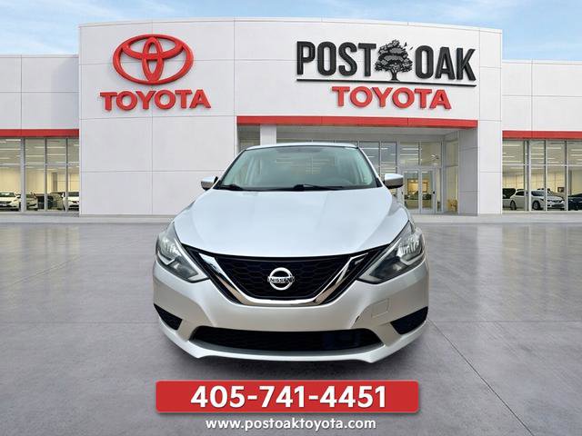 Used 2019 Nissan Sentra SV FWD image 2