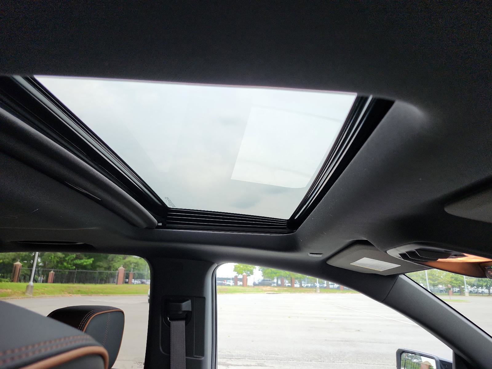 New 2025 GMC Canyon AT4 w/ Nightfall Edition image 7