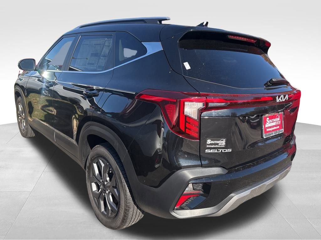 Used 2024 Kia Seltos S image 17