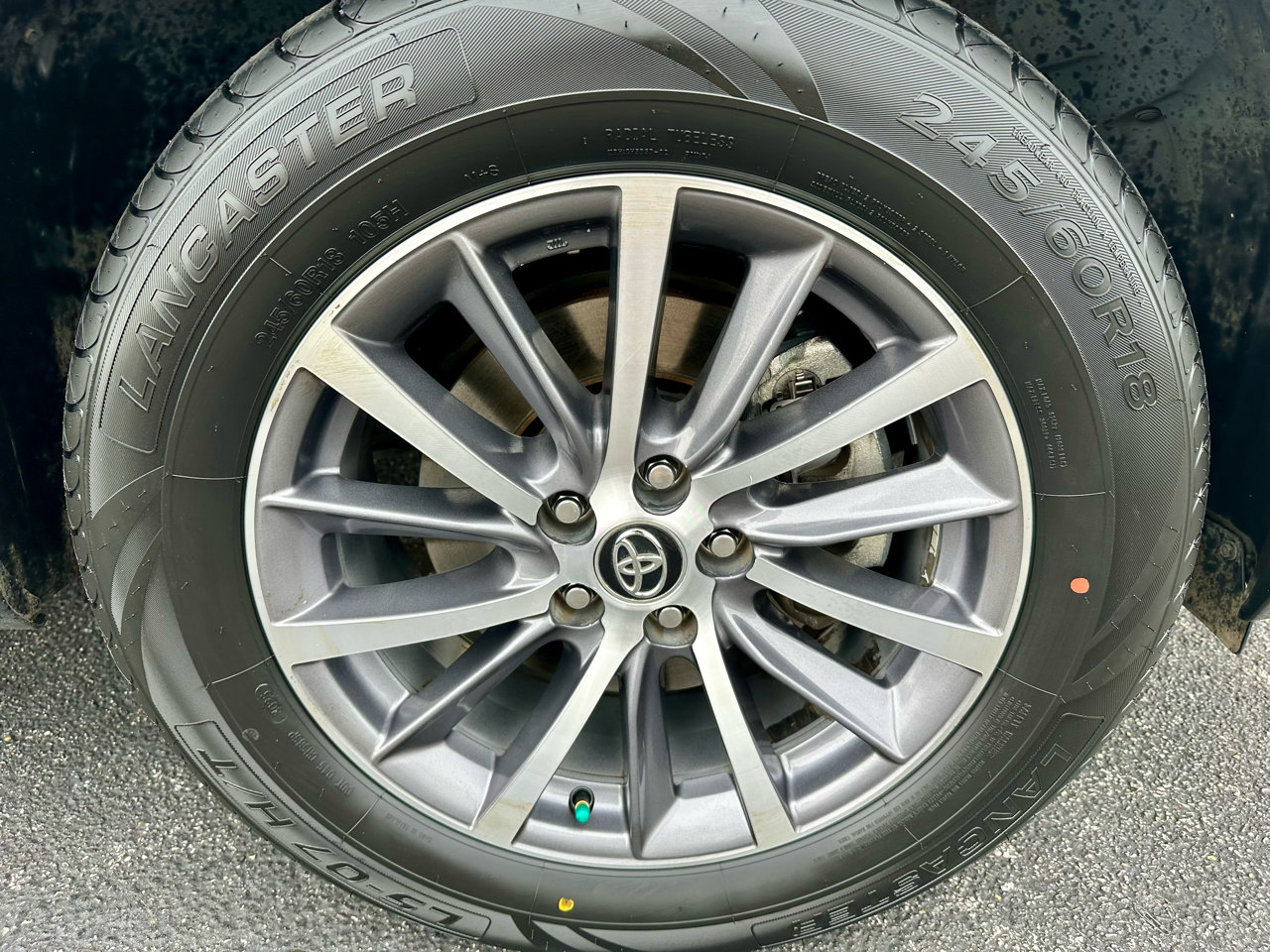 Used 2019 Toyota Highlander XLE image 31