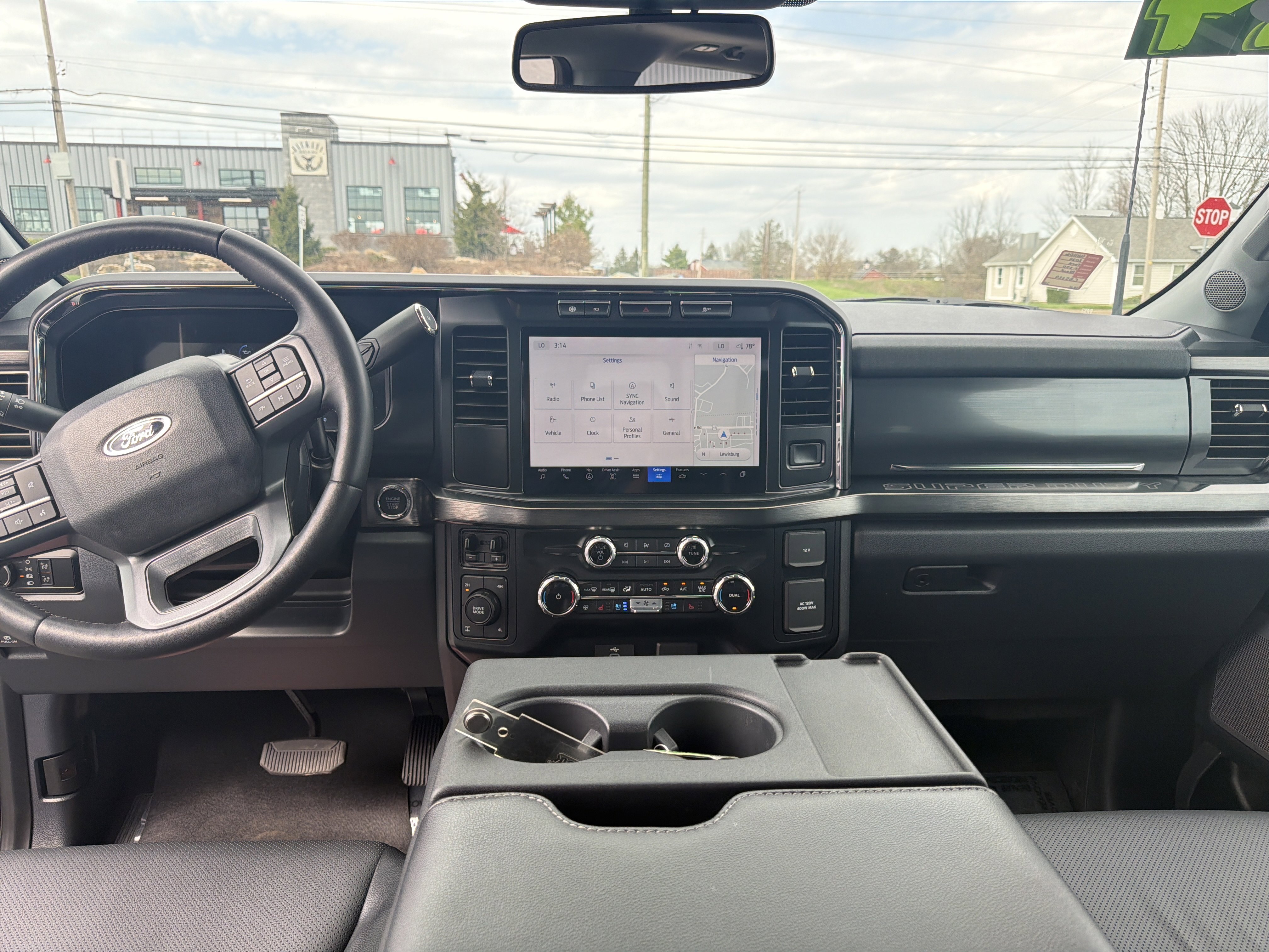 Used 2024 Ford F350 Lariat w/ Camper Package image 14