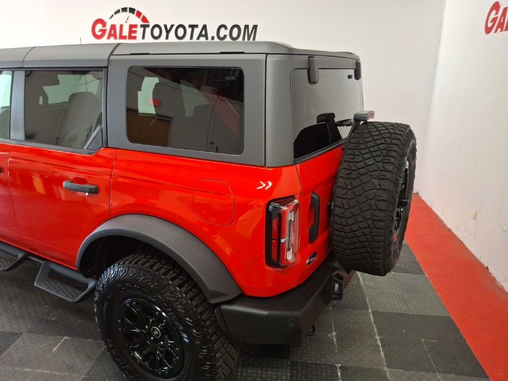 Used 2023 Ford Bronco Wildtrak image 7