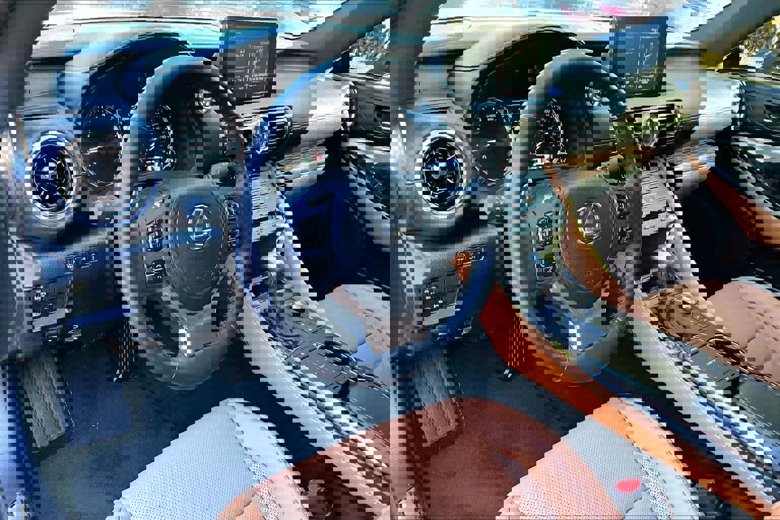 Used 2023 Lexus RC 300 image 17