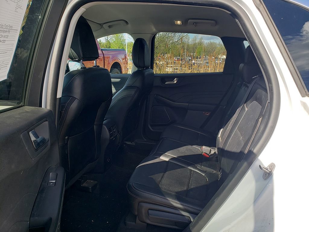 Certified 2022 Ford Escape SEL AWD/4WD image 7