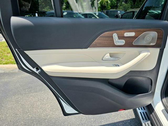 New 2026 Mercedes-Benz GLS 63 AMG 4MATIC image 28