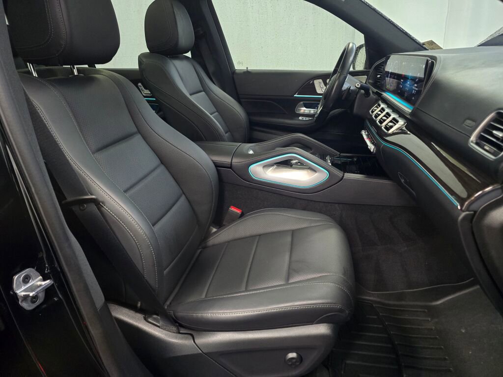 Used 2022 Mercedes-Benz GLS 450 4MATIC image 30