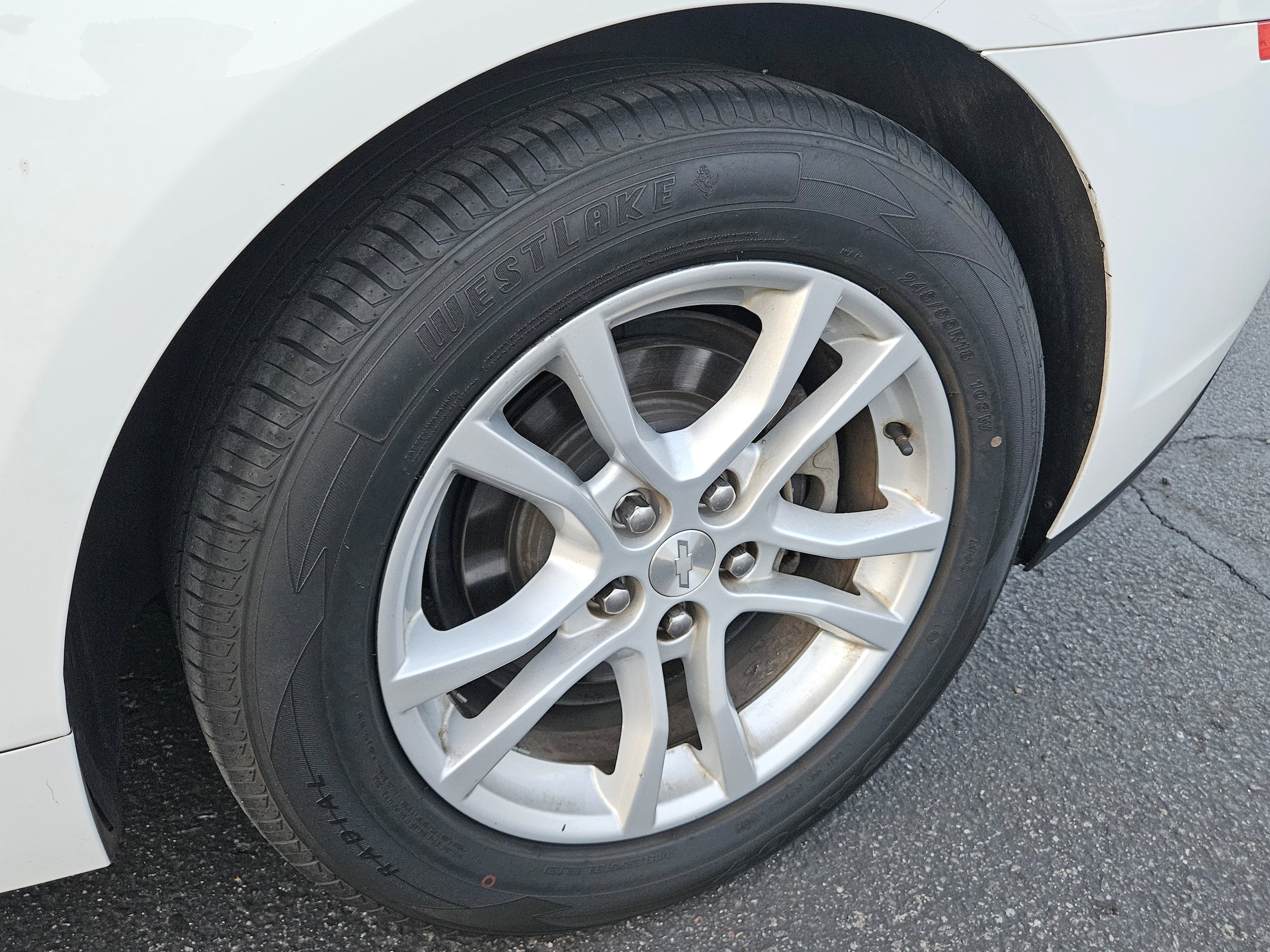 Used 2015 Chevrolet Camaro LS RWD image 11
