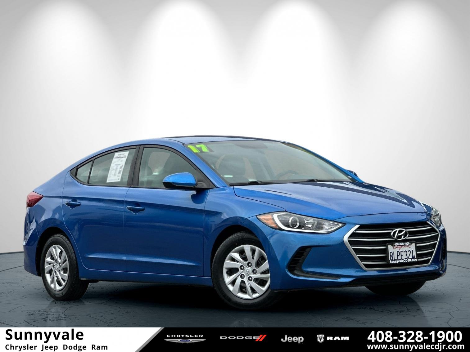 Used 2017 Hyundai Elantra SE FWD image 1