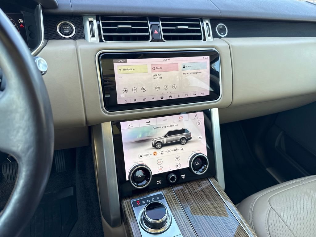 Used 2020 Land Rover Range Rover HSE image 19