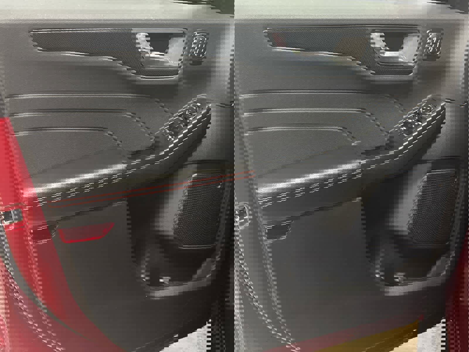 New 2025 Ford Escape ST-Line Elite image 15