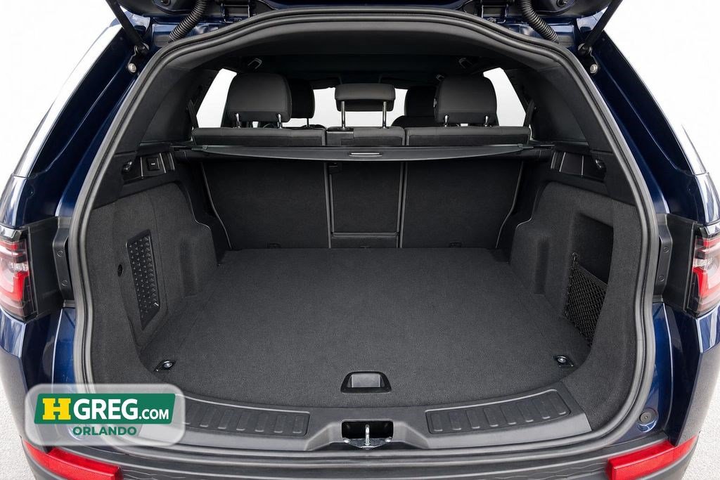 Used 2020 Land Rover Discovery Sport AWD/4WD image 17