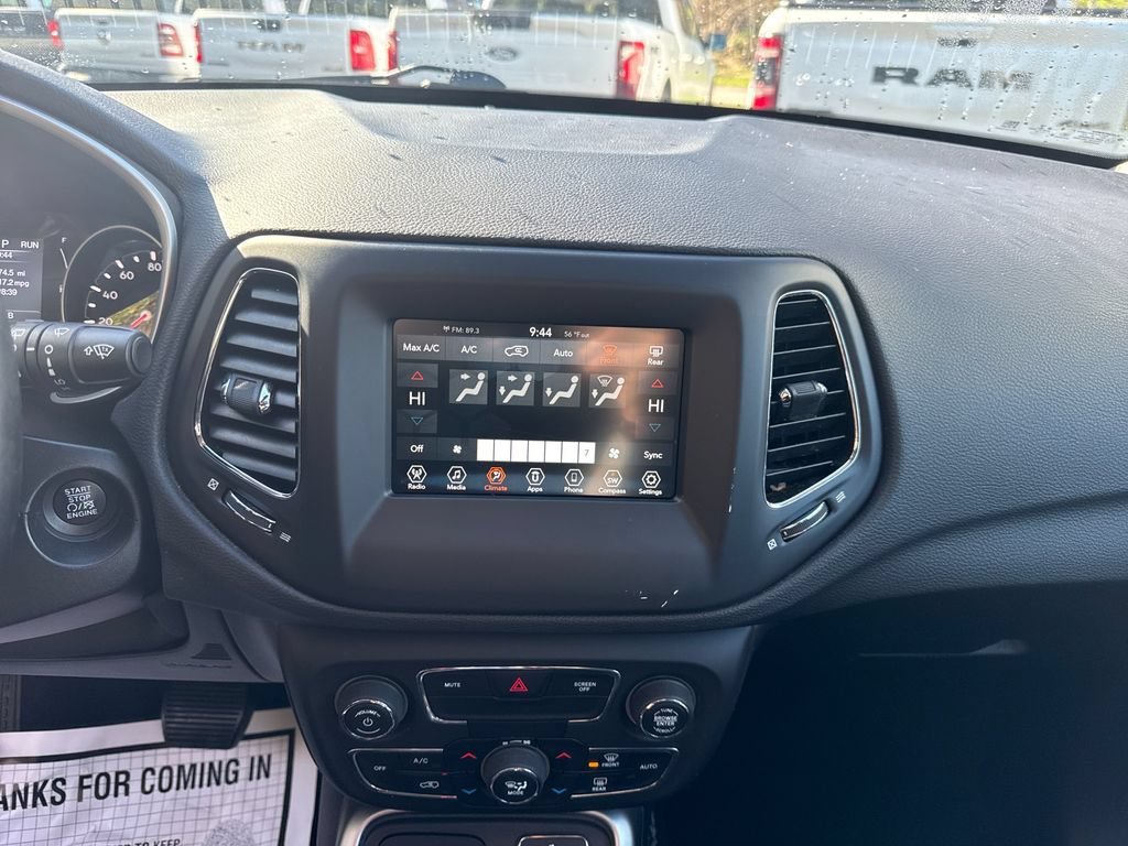 Used 2019 Jeep Compass Latitude AWD/4WD image 18