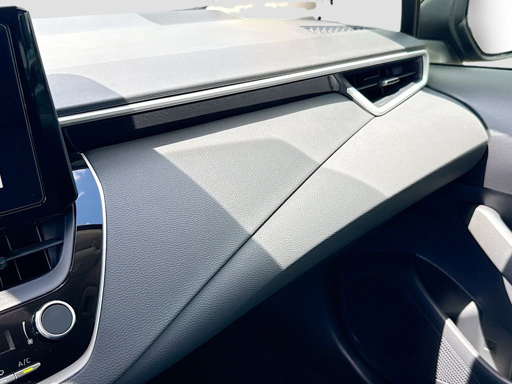 Used 2024 Toyota Corolla LE FWD image 22