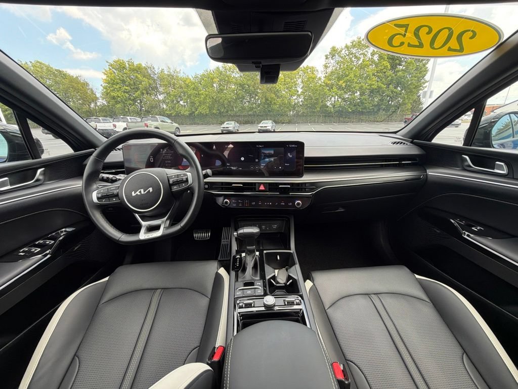 Used 2025 Kia K5 GT-Line w/ GT-Line Premium Package FWD image 12