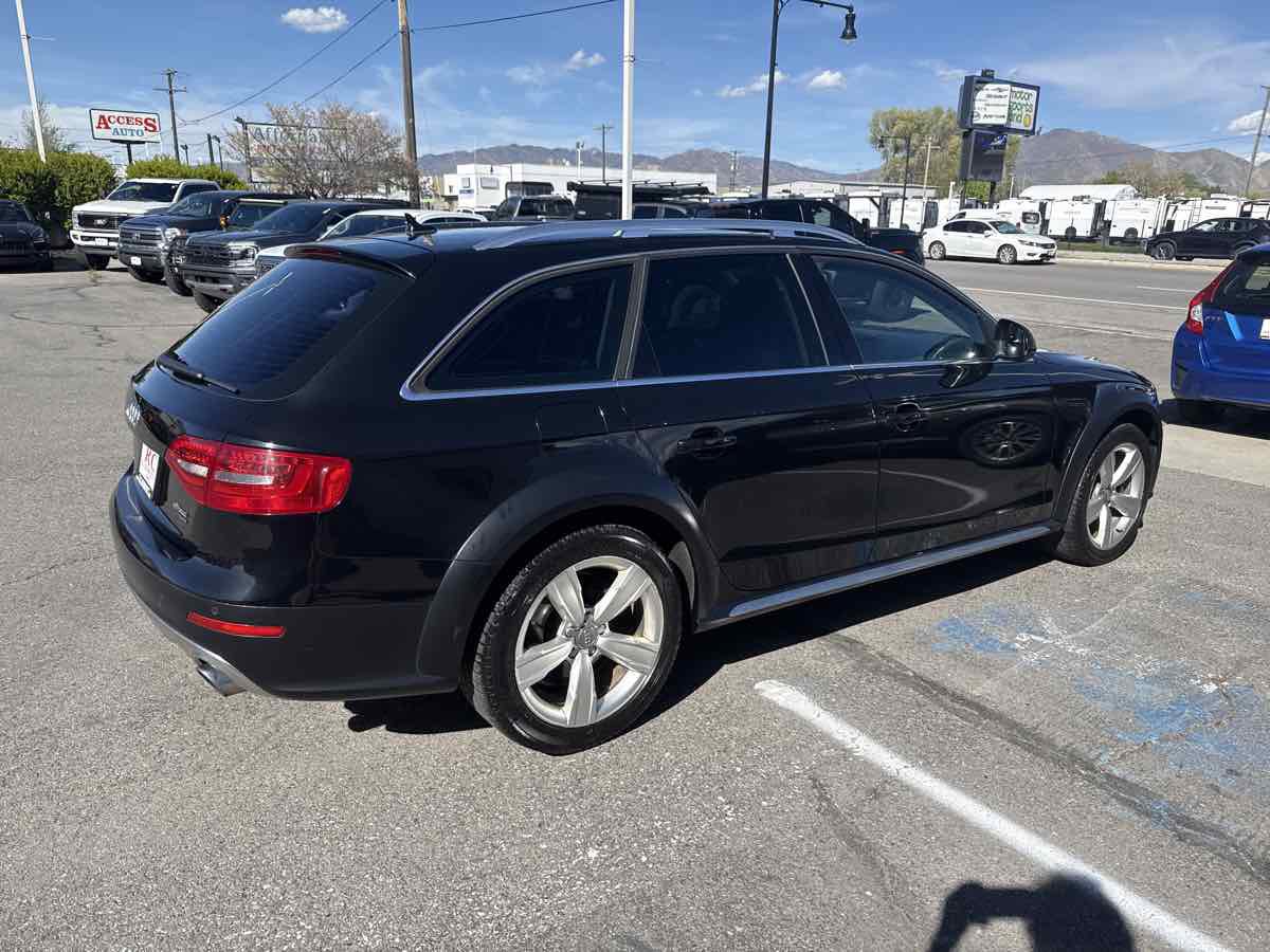 Used 2013 Audi A4 Premium Plus w/ Premium Plus Pkg AWD/4WD image 5