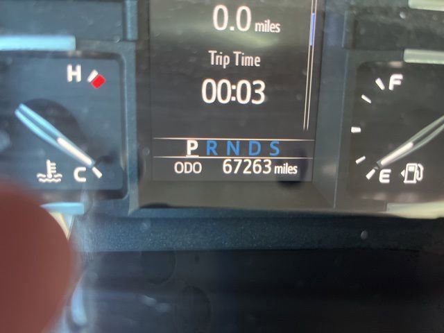 Used 2018 Toyota Tundra SR5 w/ TRD Off Road Package image 14