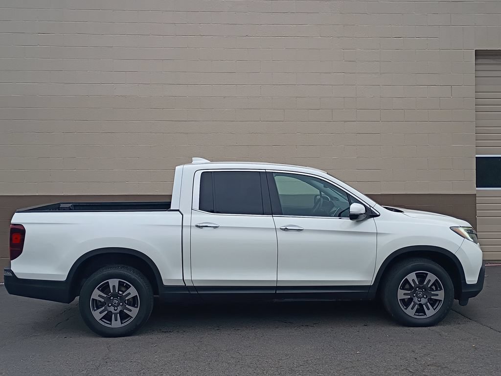 Used 2017 Honda Ridgeline RTL-E image 3