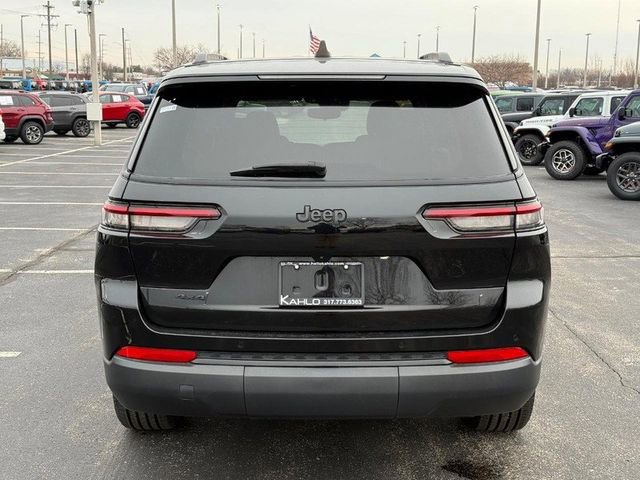 Certified 2023 Jeep Grand Cherokee L Laredo image 4