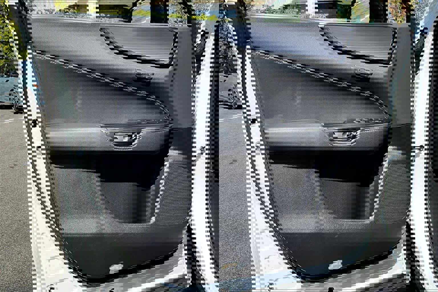 Certified 2026 Lexus NX 450h+ F Sport image 20