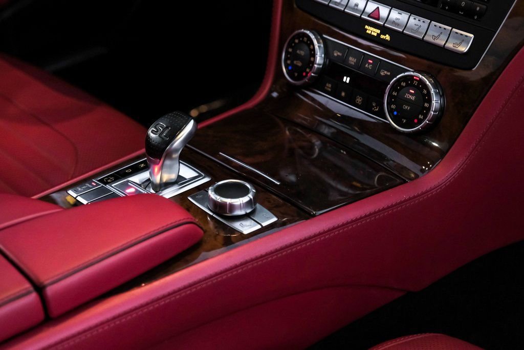 Used 2016 Mercedes-Benz SL 550 image 23