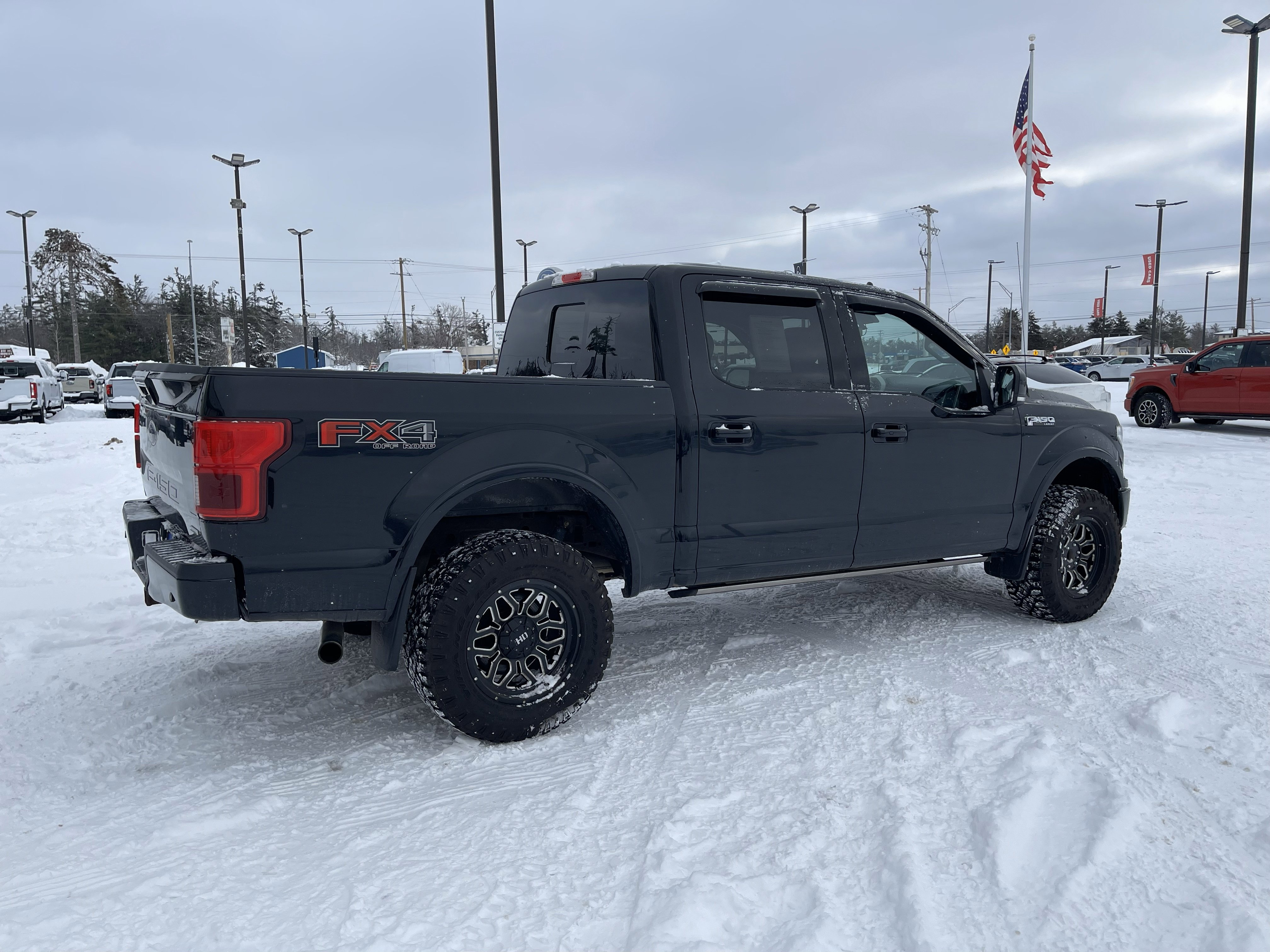 Certified 2019 Ford F150 Lariat w/ Equipment Group 502A Luxury image 3