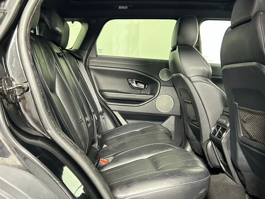 Used 2017 Land Rover Range Rover Evoque SE Premium image 13
