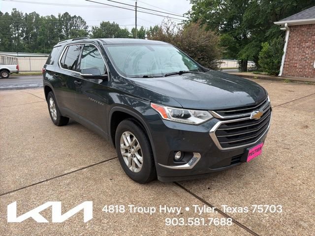 Used 2018 Chevrolet Traverse LT FWD video 1