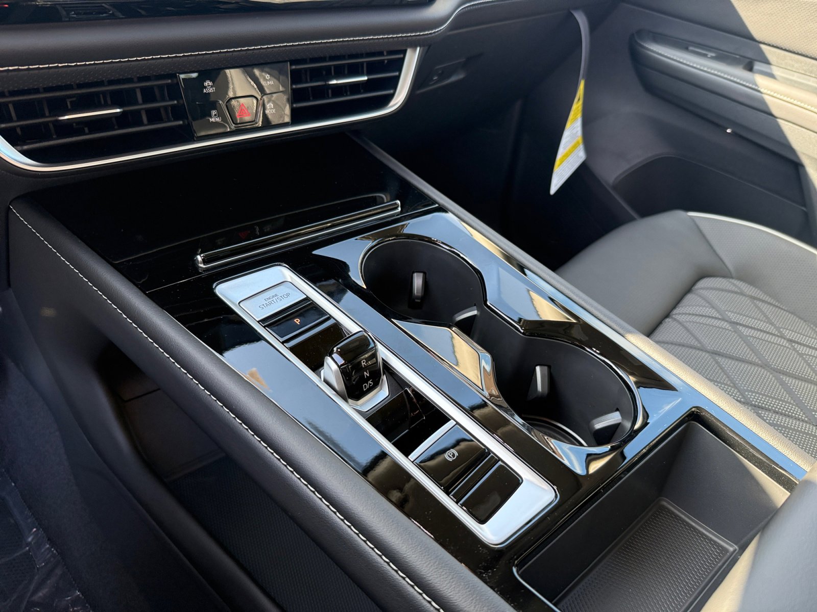 New 2026 Volkswagen Atlas SEL Premium R-Line image 13