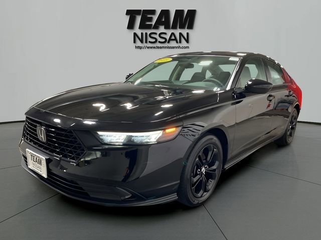 Used 2025 Honda Accord SE image 3