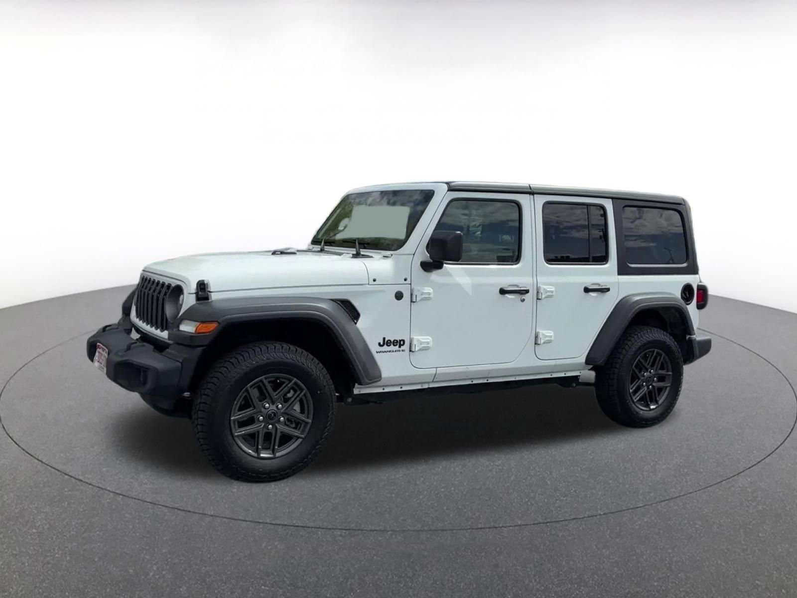 Used 2025 Jeep Wrangler Sport S image 8