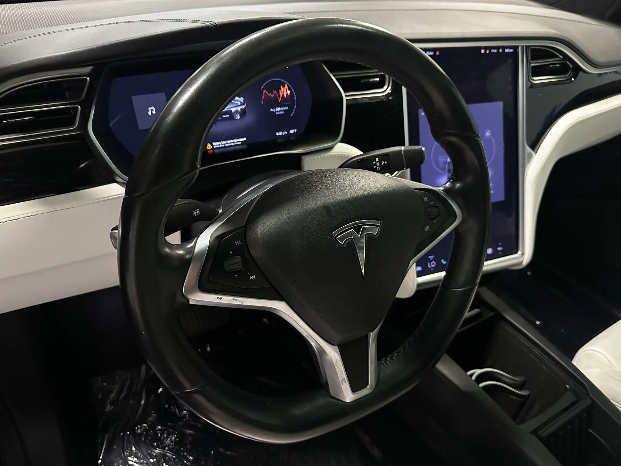 Used 2017 Tesla Model X 75D image 9