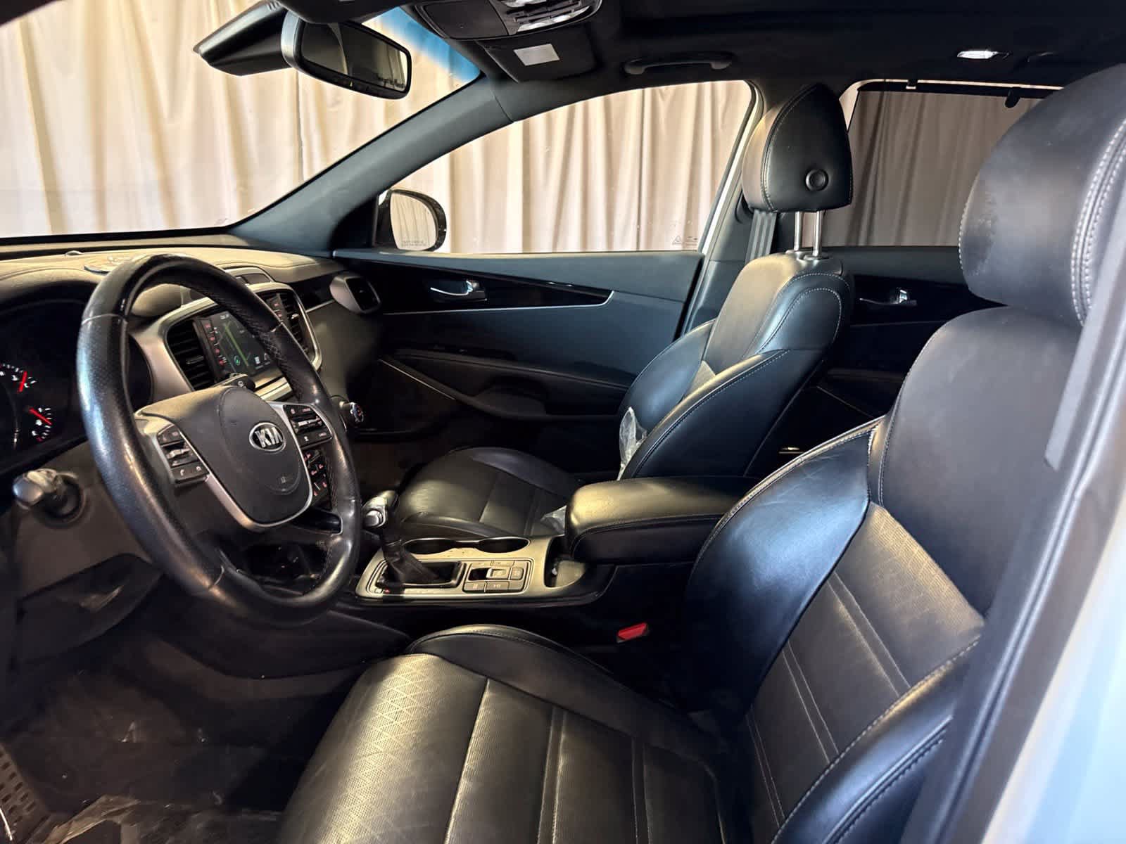 Used 2019 Kia Sorento SX AWD/4WD image 18