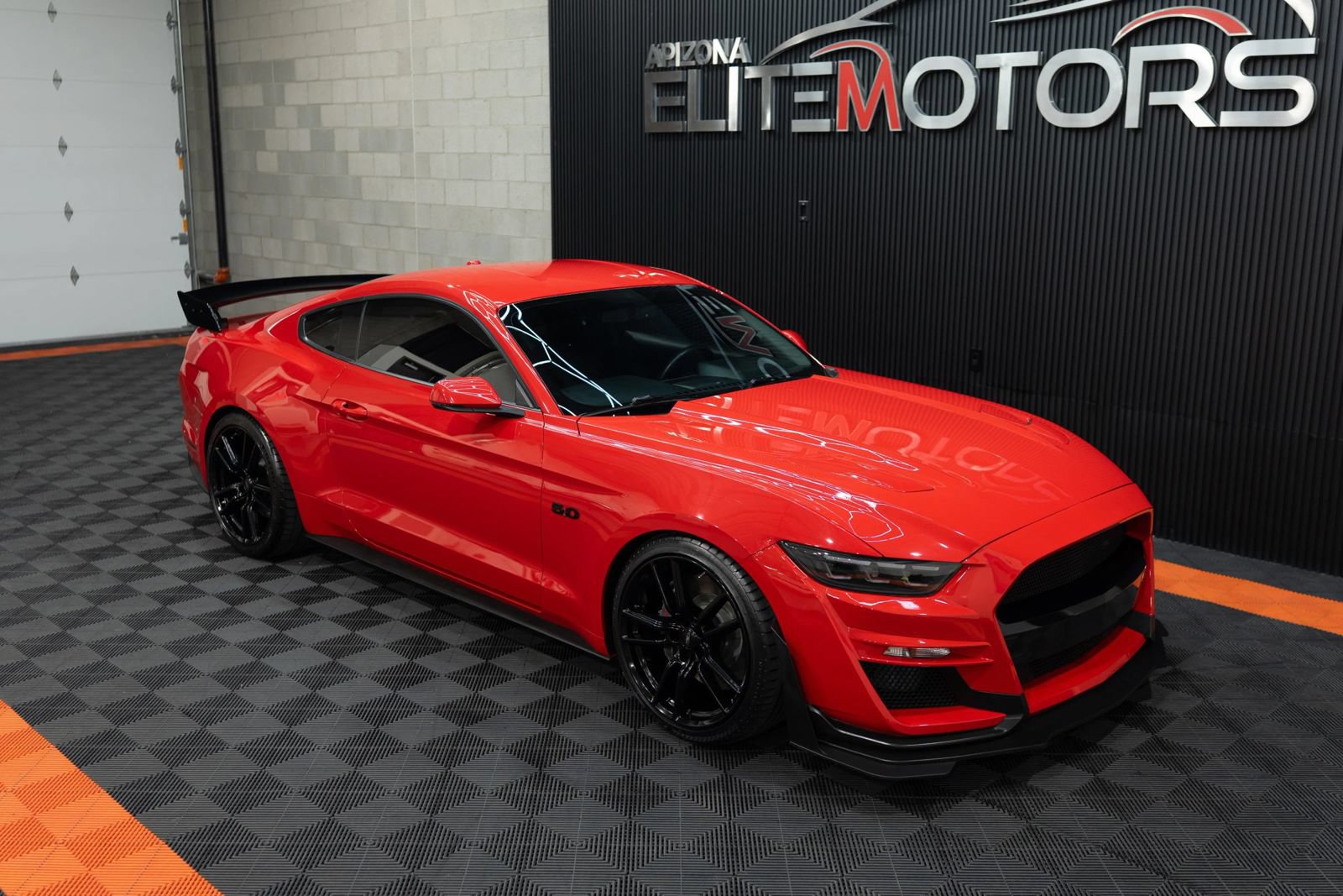 Used 2016 Ford Mustang GT Premium w/ GT Performance Package RWD image 11
