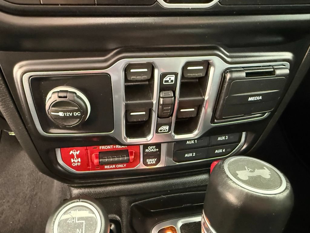 Used 2021 Jeep Wrangler Unlimited Rubicon AWD/4WD image 40