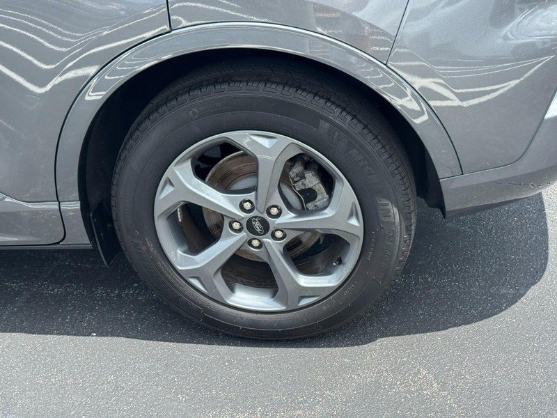 Used 2024 Ford Escape ST-Line w/ Tech Pack #1 FWD image 7