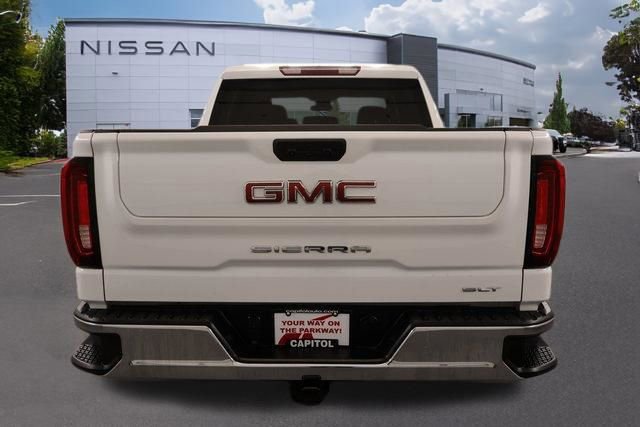 Used 2026 GMC Sierra 1500 SLT image 3