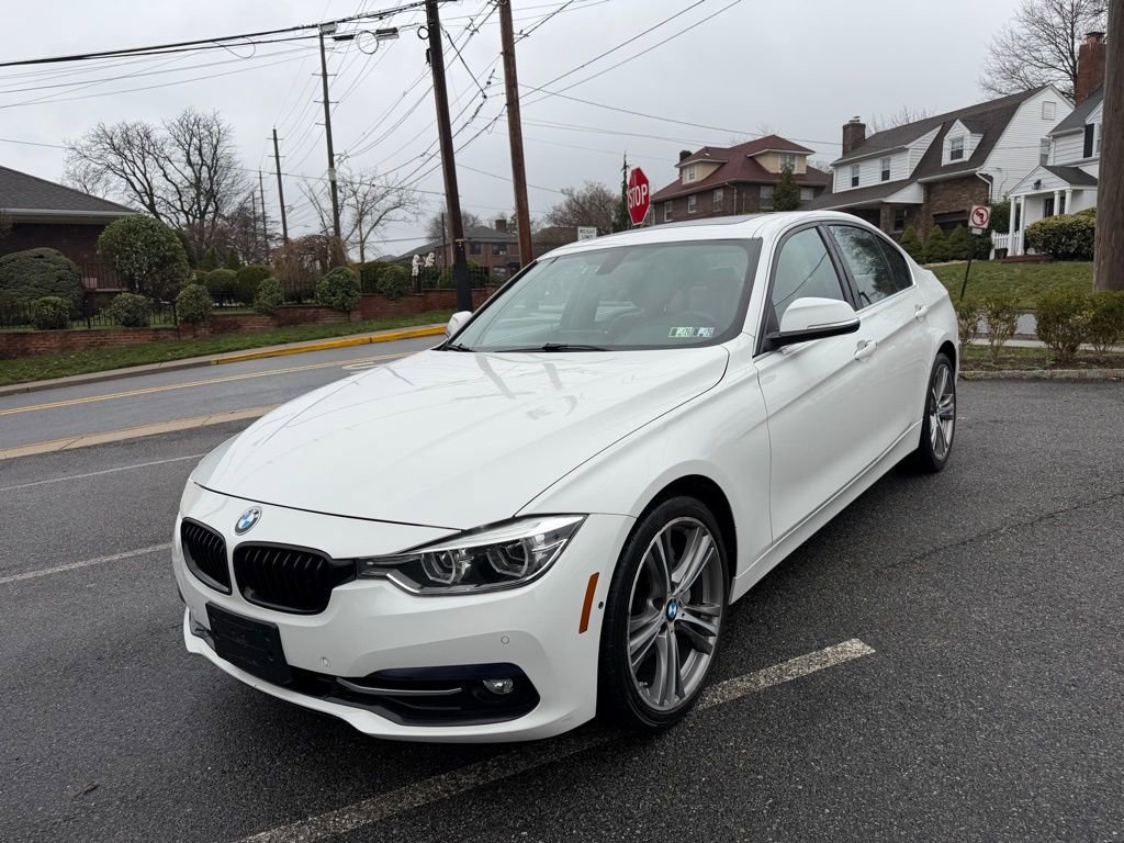 Used 2017 BMW 340i xDrive Sedan image 3