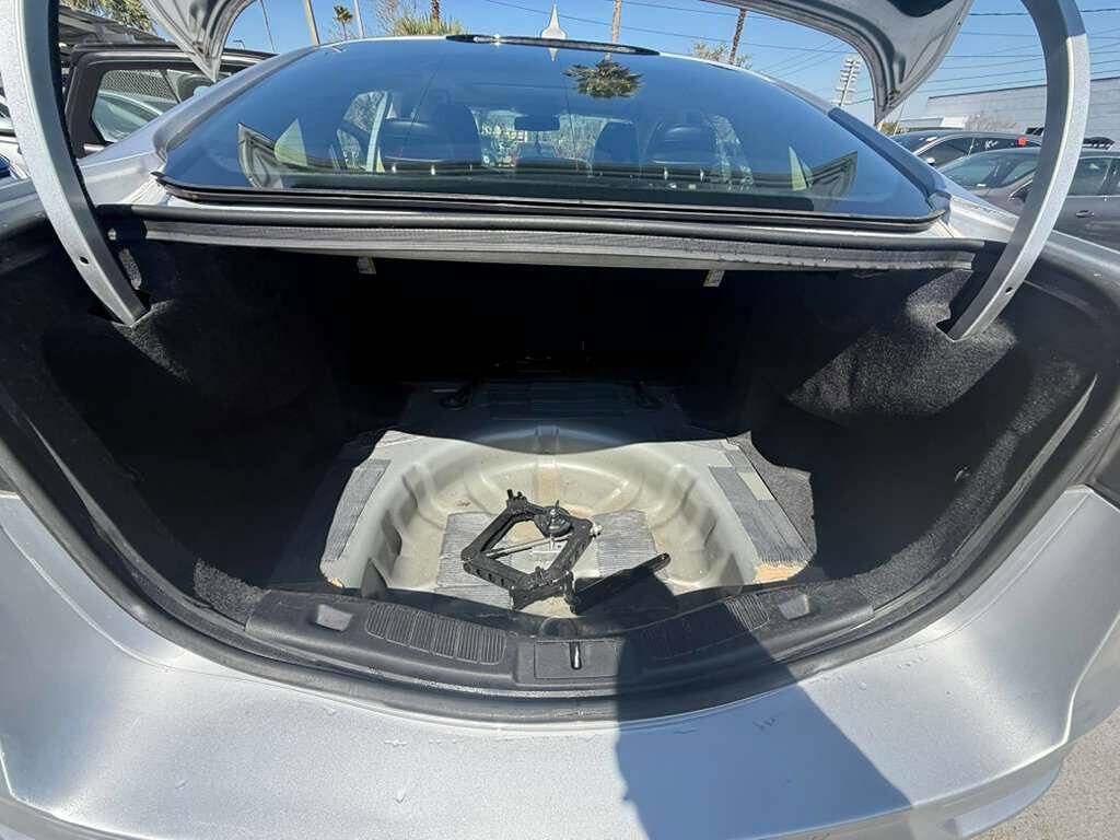 Used 2019 Ford Fusion Titanium image 13