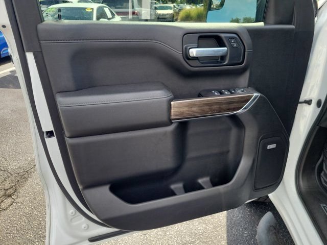 Used 2021 Chevrolet Silverado 1500 LT Trail Boss w/ Convenience Package II AWD/4WD image 16