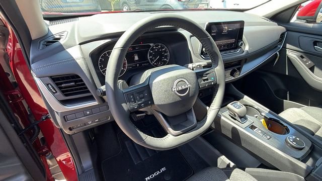 New 2026 Nissan Rogue SV AWD/4WD image 31
