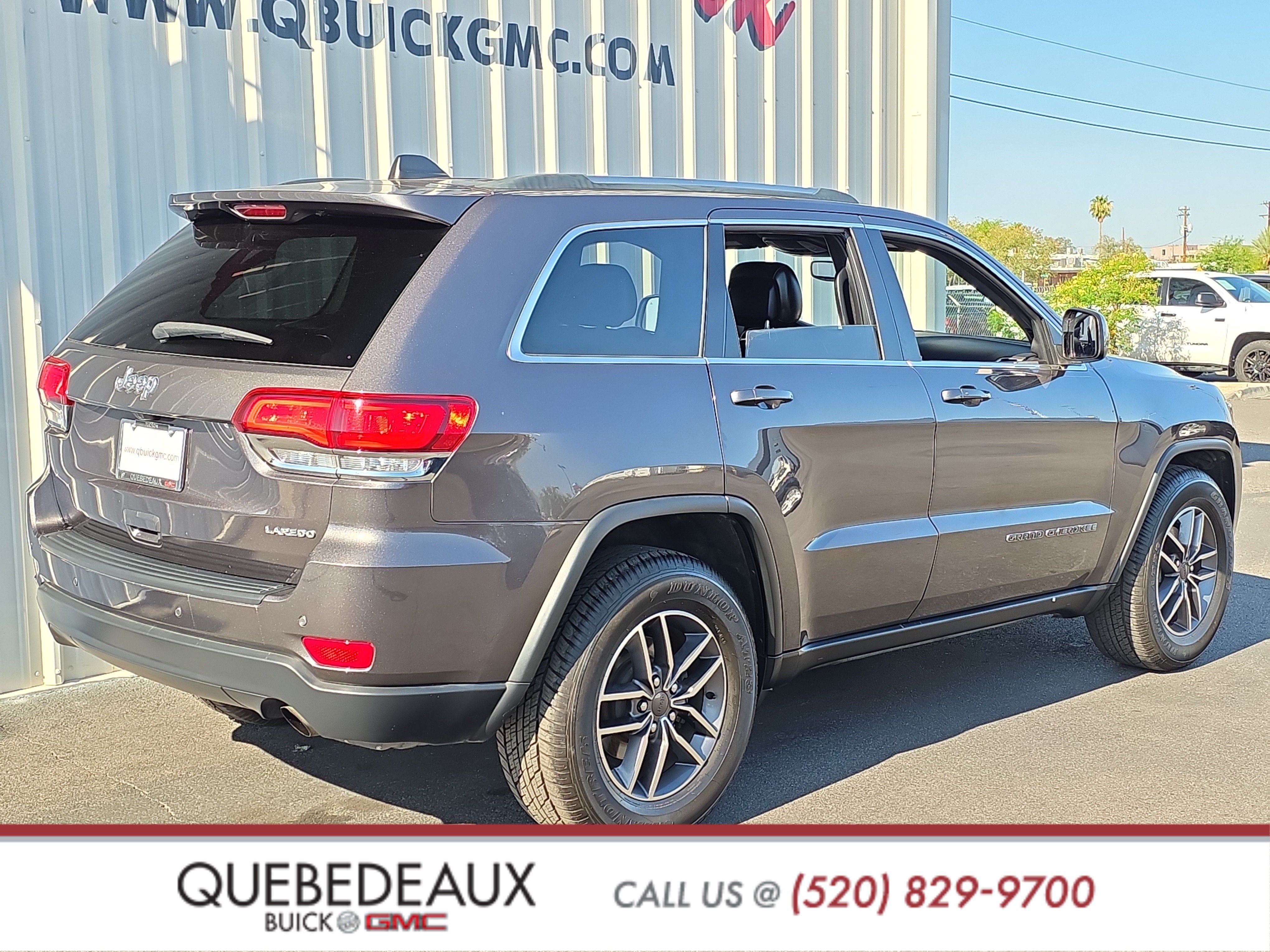 Used 2020 Jeep Grand Cherokee Laredo w/ Laredo X Package RWD image 7